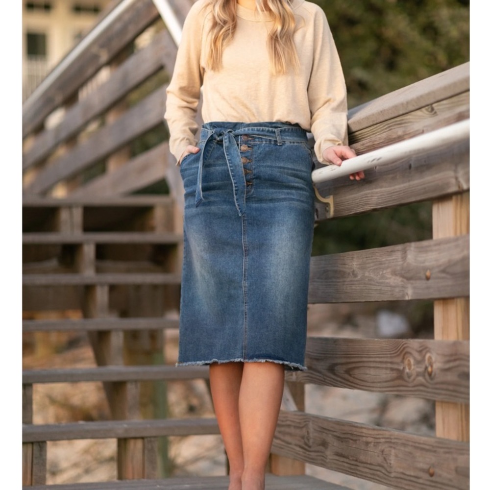 The “Kenzie”  Skirt Inherit Co.